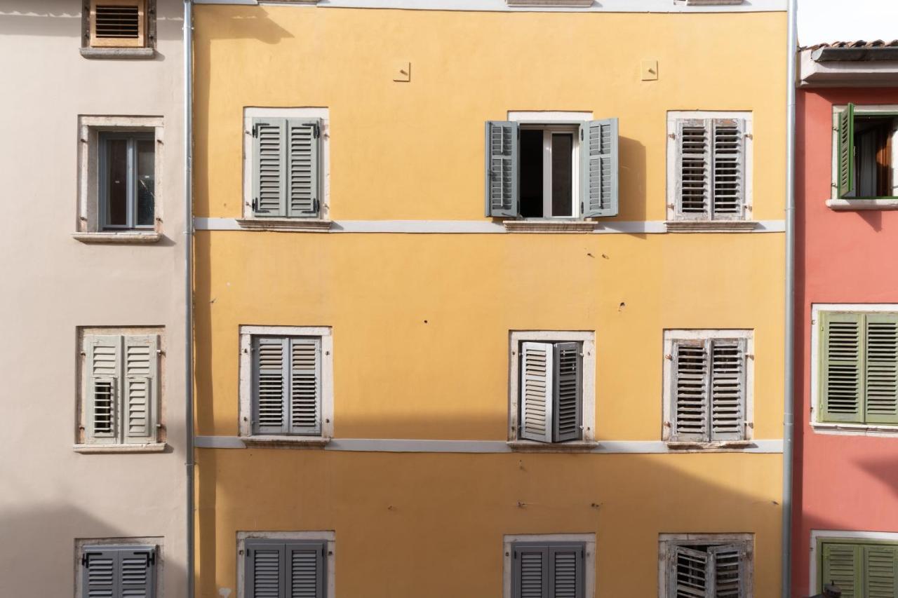 Mimi Carera Apartment & Room Rovinj Extérieur photo