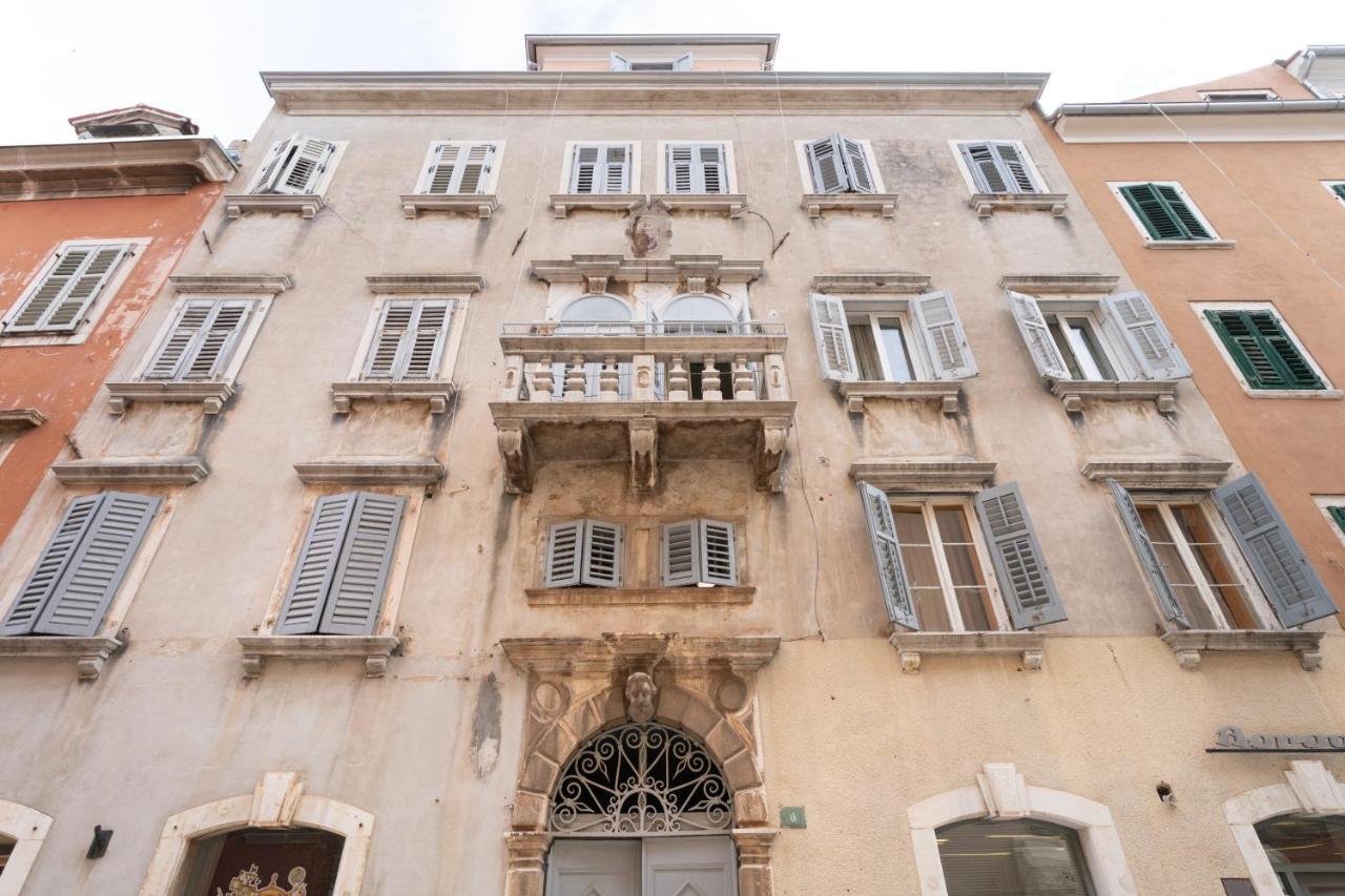 Mimi Carera Apartment & Room Rovinj Extérieur photo